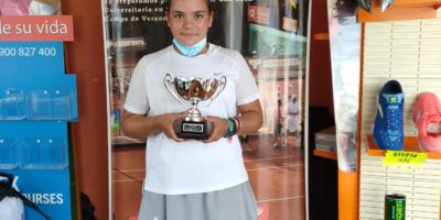 Campeona Torneo «Las Rozas Club» en la categoría Infantil